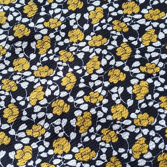 Only brand size 40 top. - Picture 2 of 2